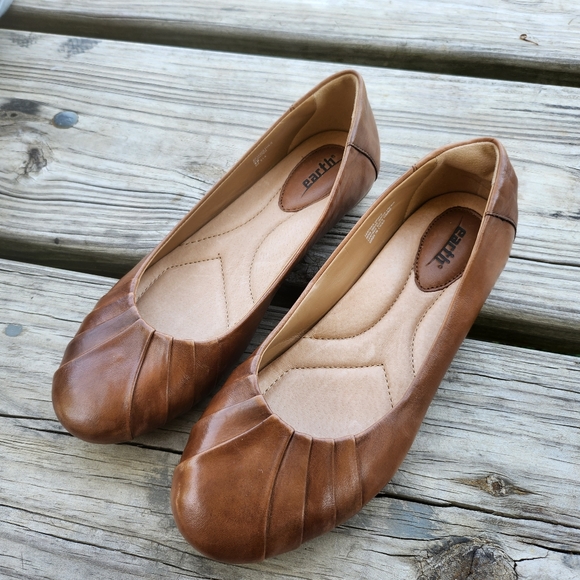 Earth Shoes - Earth Bellwether Leather Ballet Flats